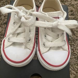 Converse infant 4